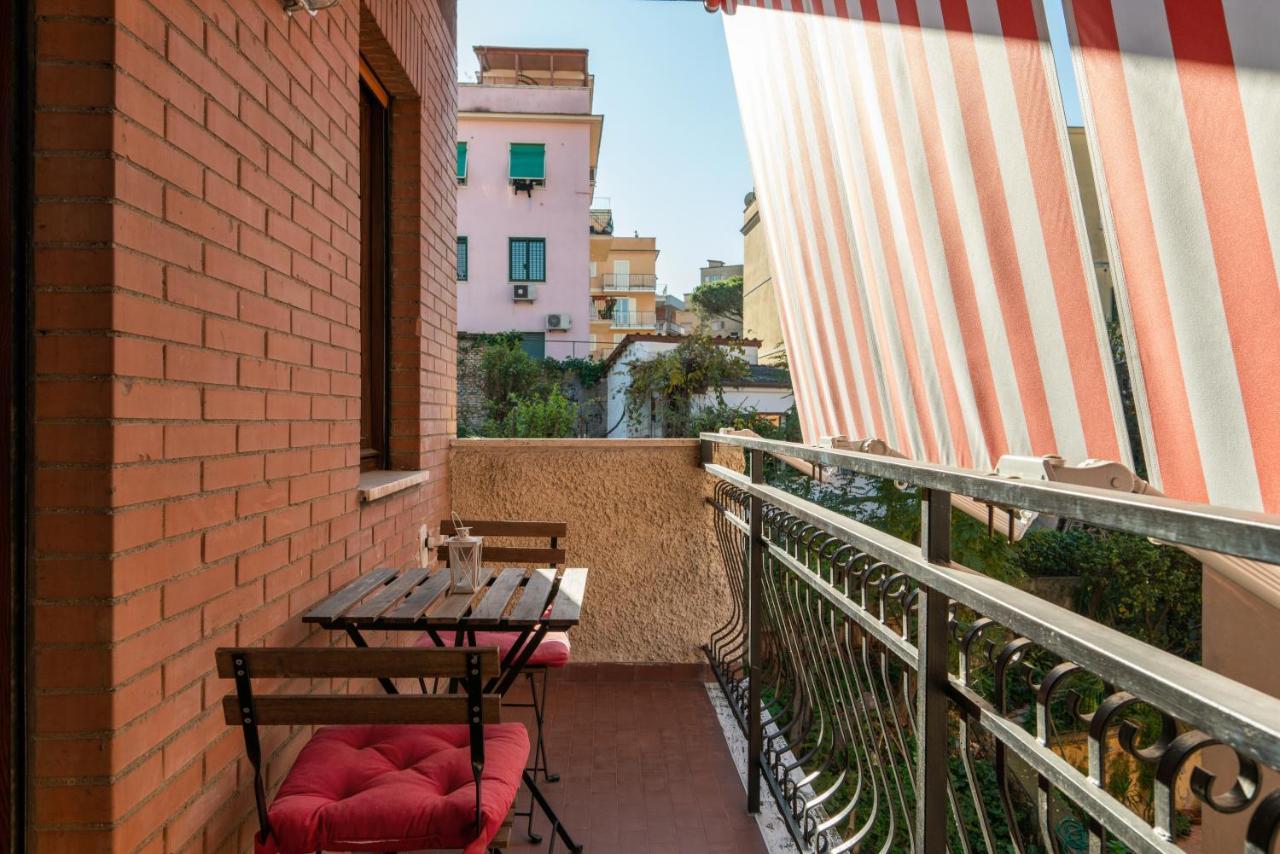 Walking Distance From San Pietro Apartment Exterior photo