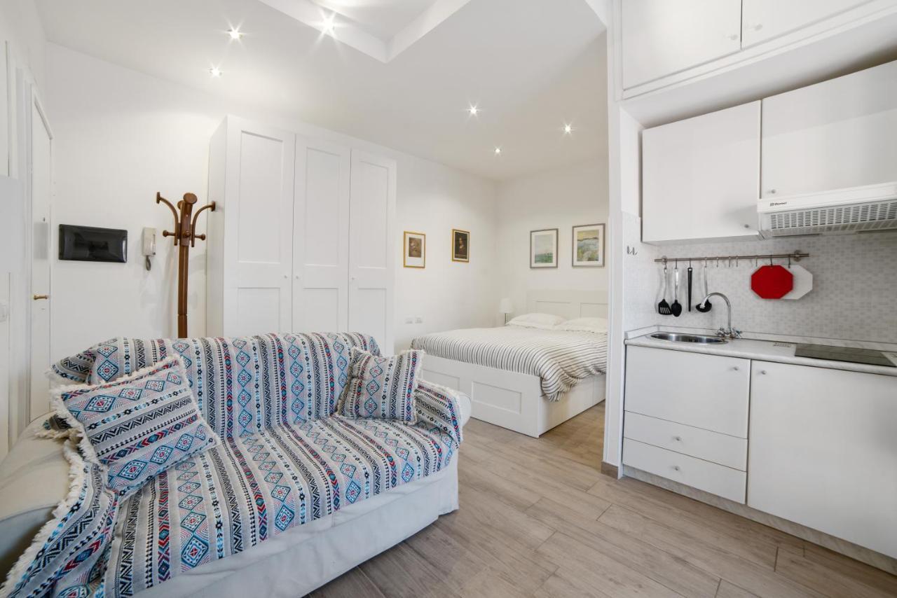 Walking Distance From San Pietro Apartment Exterior photo