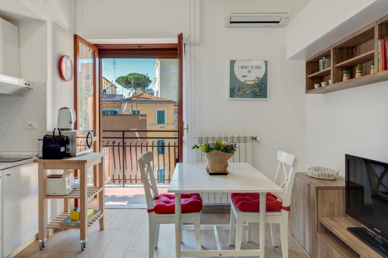 Walking Distance From San Pietro Apartment Exterior photo